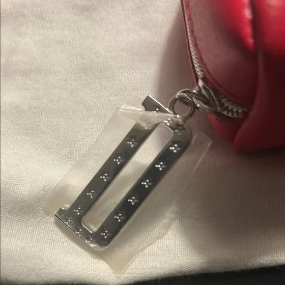 DIOR BUNDLE INCL PRESTIGE ($155 MSRP) & RED MAKEUP BAG NWT - Picture 2 of 13